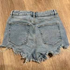 ZARA LIGHT WASH DENIM SHORTS SIZE 6